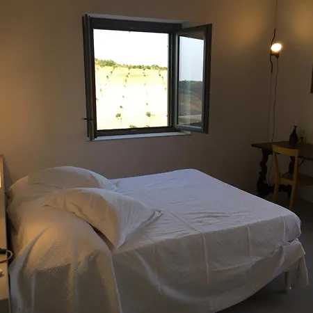 La Mortilla Bed & Breakfast *