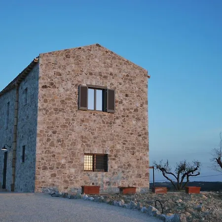 La Mortilla Bed & Breakfast *